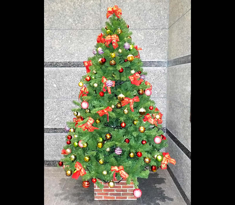 クリスマスツリー2.4m | 仙台の宮城貸鉢センター